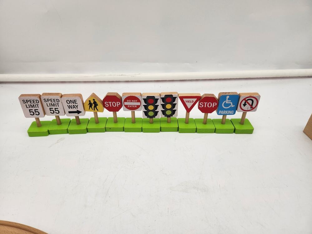 Melissa & Doug Train Track Set Lot